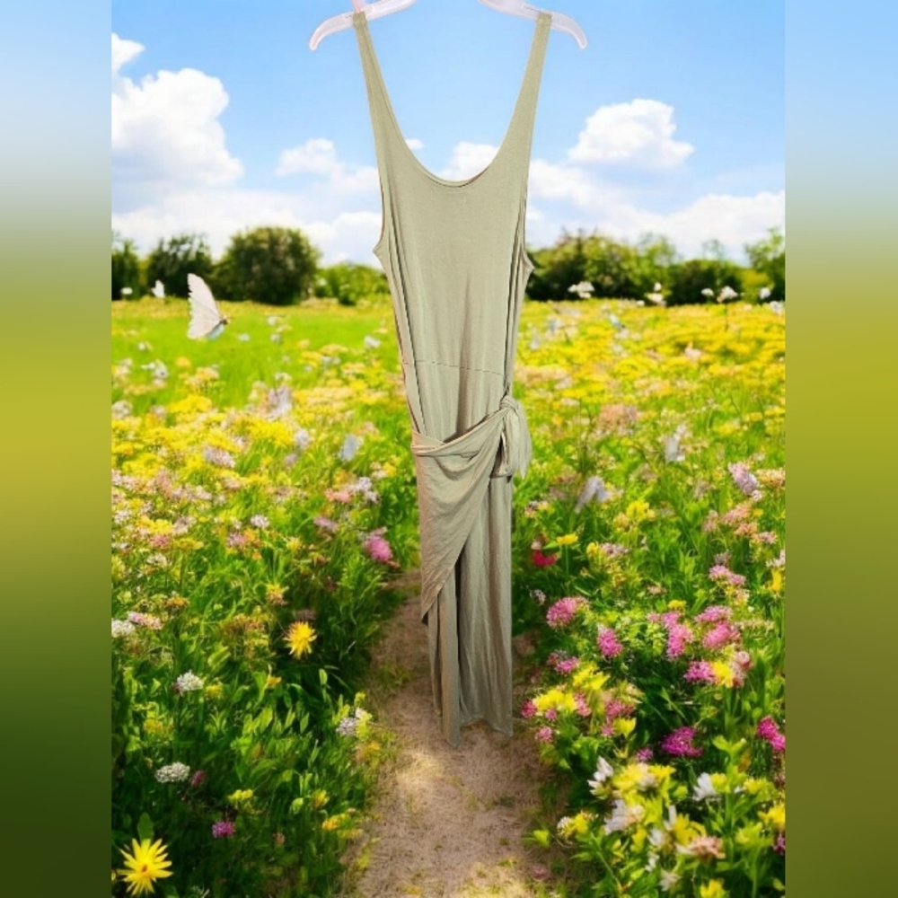 Chic Sage Green wrap Maxi Dress nwt